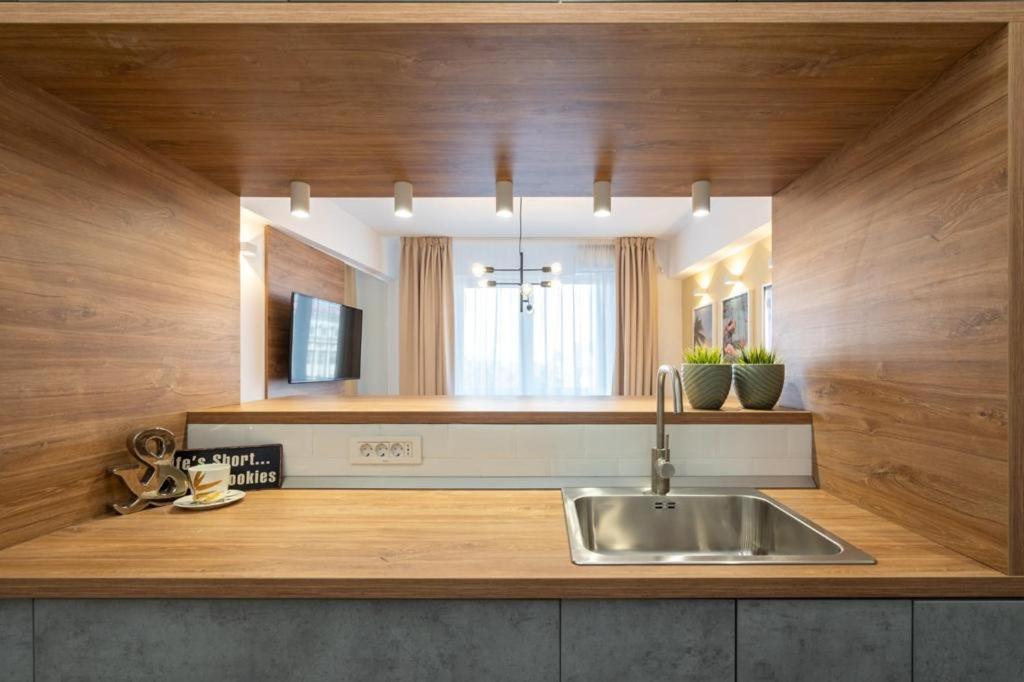 Piata Romana, Two Bedrooms Appartamento Bucarest
