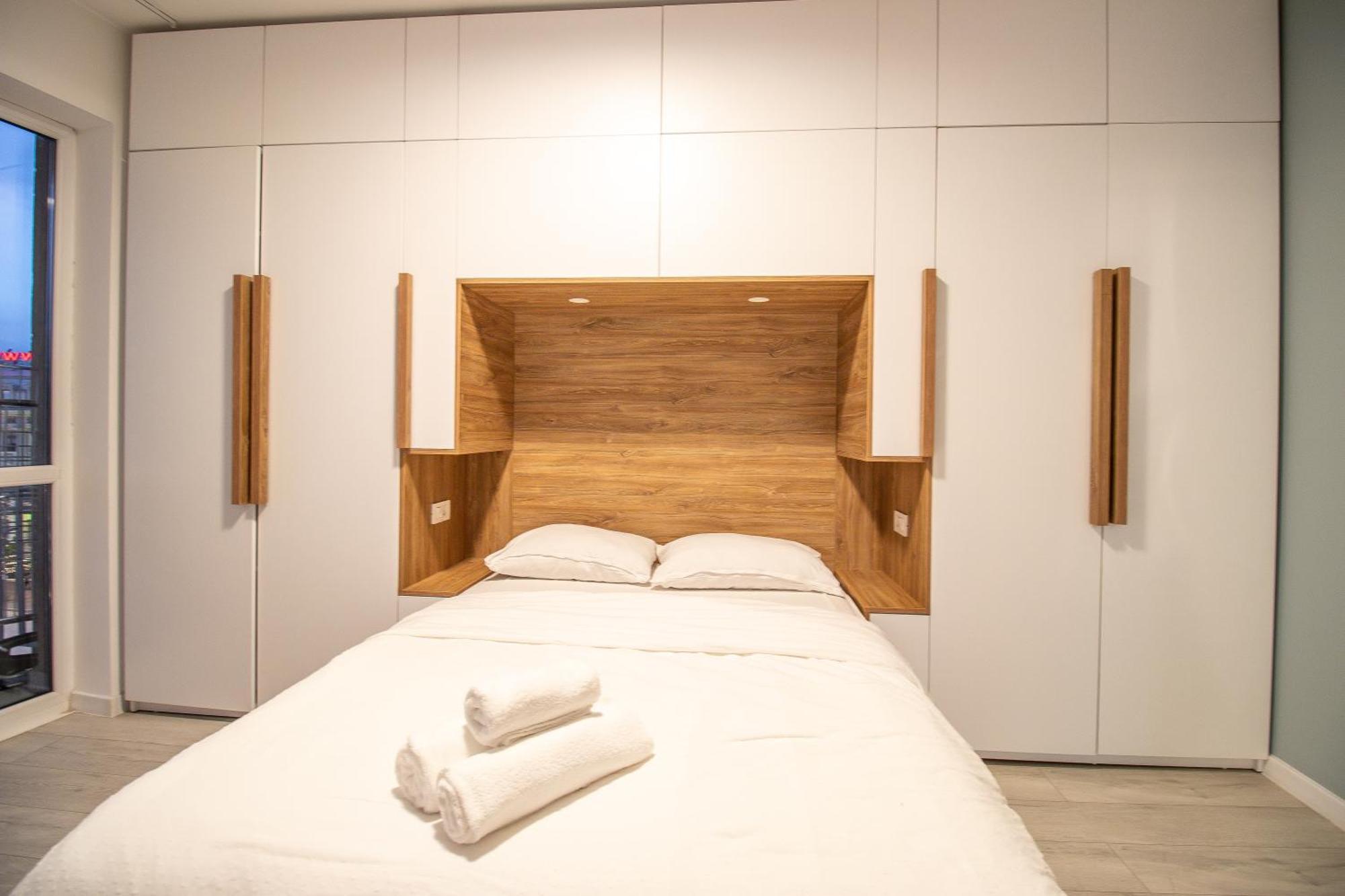 Piata Romana, Two Bedrooms Appartamento Bucarest