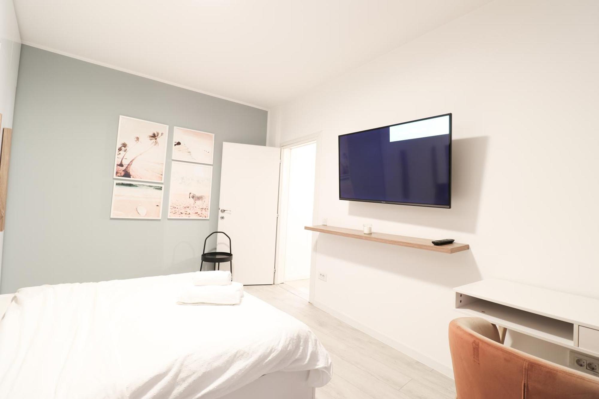 Appartamento Piata Romana, Two Bedrooms